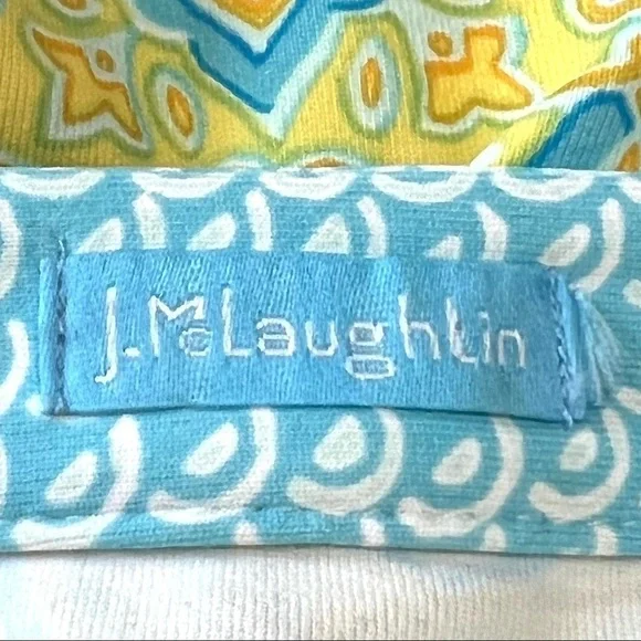 J. McLaughlin Split Neck Printed Stretch Tunic Top - Picture 10 of 10